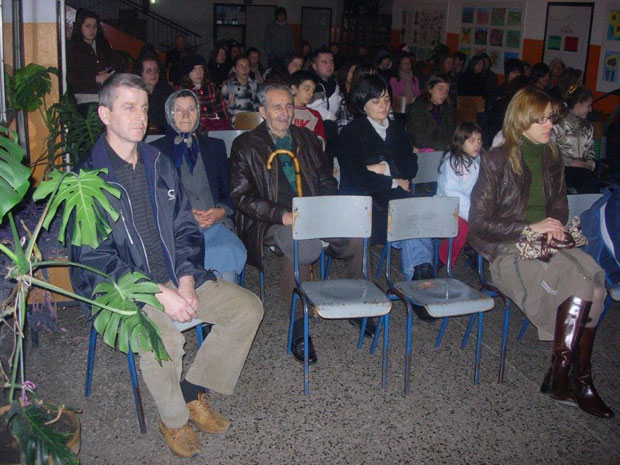 Добој: Стална подршка за избеглице